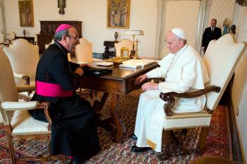 Papa Francisco confirma a D. António Marto a sua intenção de vir a Fátima em 2023