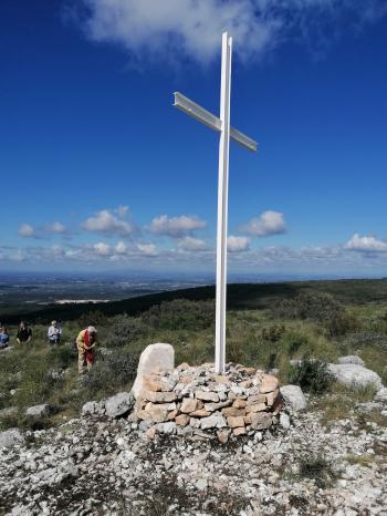 Caramouço acolhe Cruz da Divina Misericórdia 