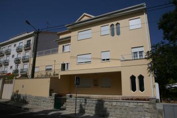 Casa de São Miguel: Uma casa que ajuda a construir futuros