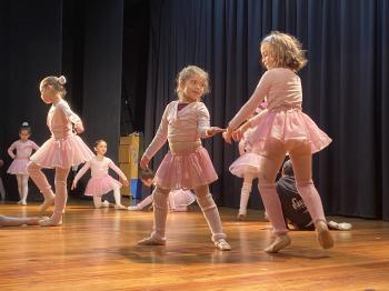 B.ballet promove aula aberta