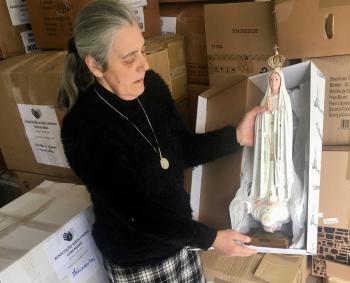Mãos Unidas com Maria envia bens para o povo ucraniano 