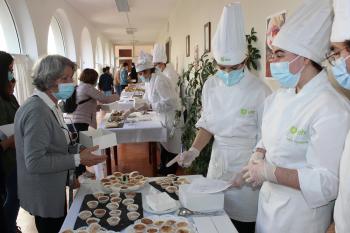 Escola de Hotelaria de Fátima promove mostra de doces Iniciativa contou com a forte adesão do público 