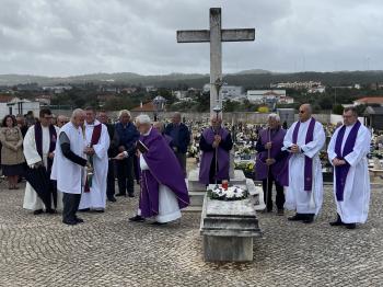 Dia de Todos os Santos e dos Fiéis Defuntos    Paróquia cumpre tradição