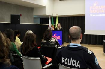 “DENUNCIEM, DENUNCIEM”