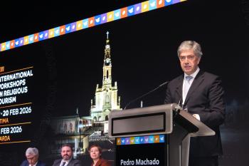 FÁTIMA RECEBE O TURISMO INTERNACIONAL