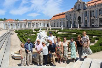 Passeio Sénior leva idosos ao Palácio Nacional e Jardins de Queluz
