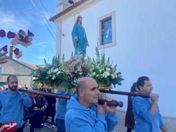 COMISSÃO DA CAPELA MANTÉM-SE 