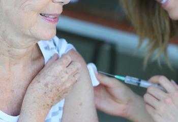 Câmara oferece vacina contra a gripe aos cidadãos com 65 anos ou mais 