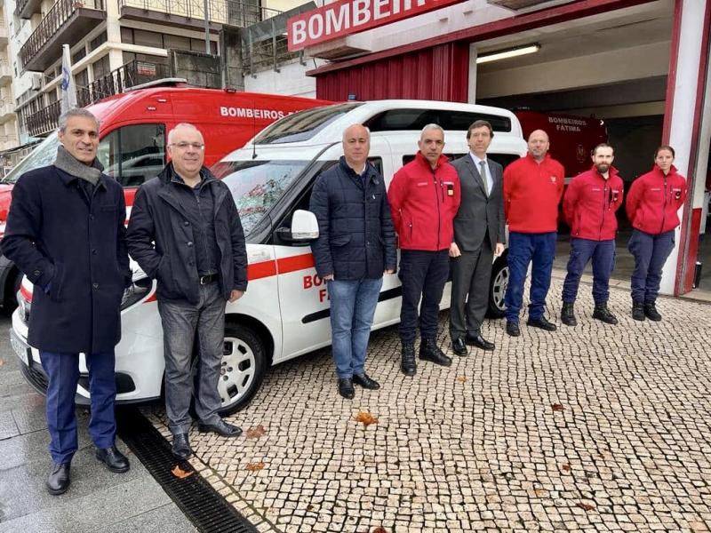 Bombeiros têm nova ambulância