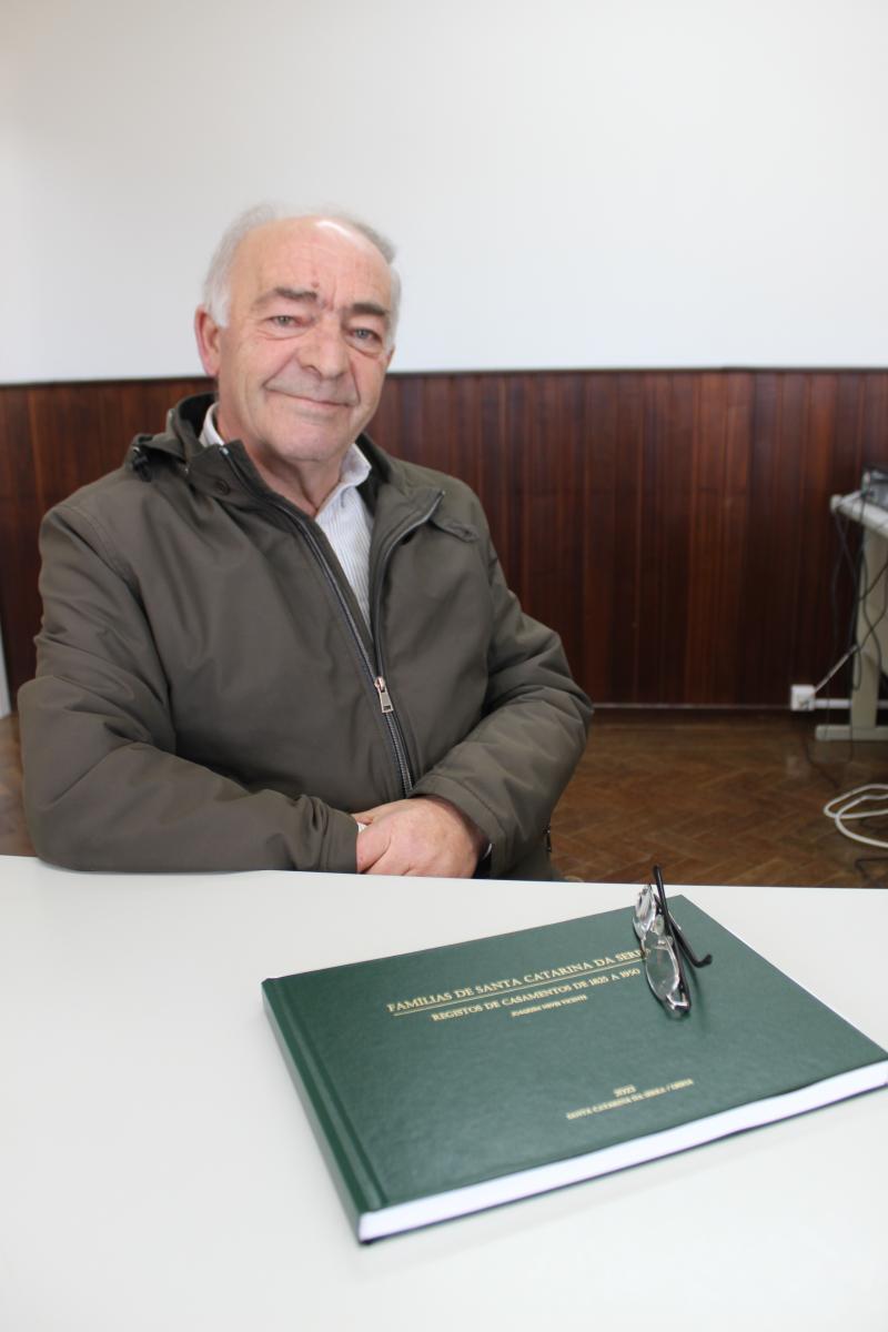 Joaquim Neves Vicente apresenta novo livro 