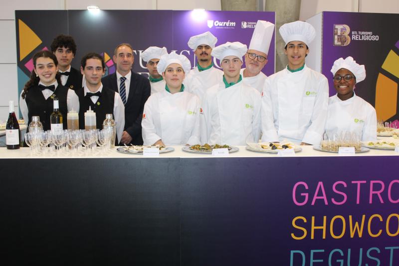 ESCOLA DE HOTELARIA MOSTRA GASTRONOMIA E VINHOS DO CONCELHO
