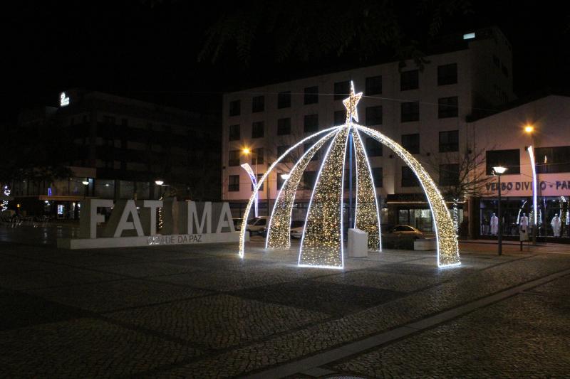 Magia do Natal já brilha em Fátima