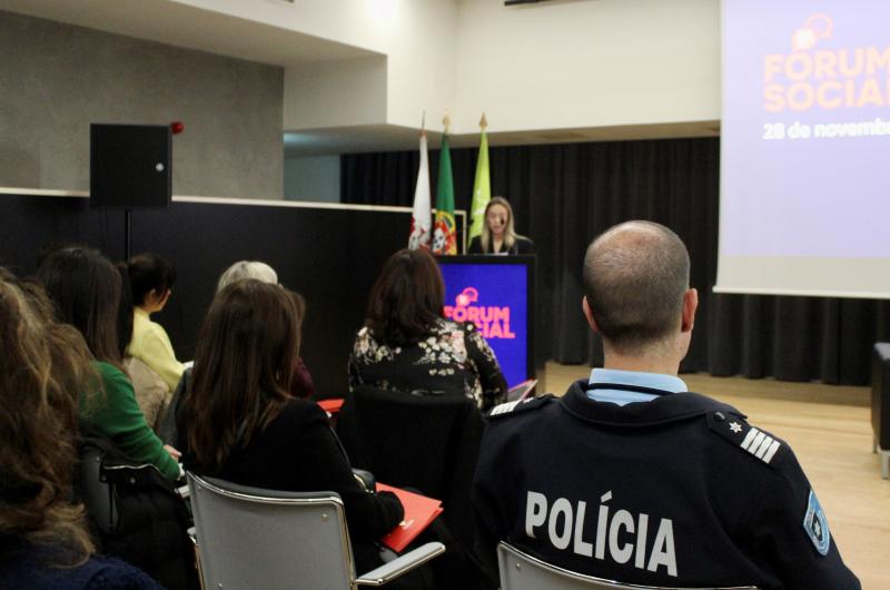 “DENUNCIEM, DENUNCIEM”