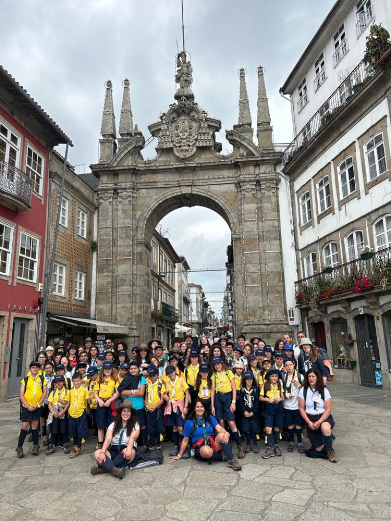 Agrupamento de Fátima participa na festa do centenário do CNE