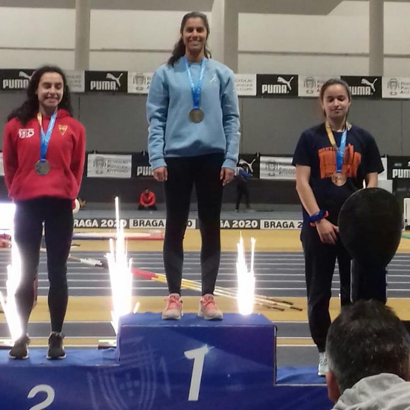 GAF: Raquel Marques campeã no salto com vara e Ana Oliveira bronze no salto em altura  