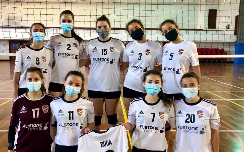 A equipa feminina de voleibol do CD Fátima de regresso à competição