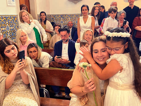 CRIANÇAS RECEBERAM JESUS PELA PRIMEIRA VEZ